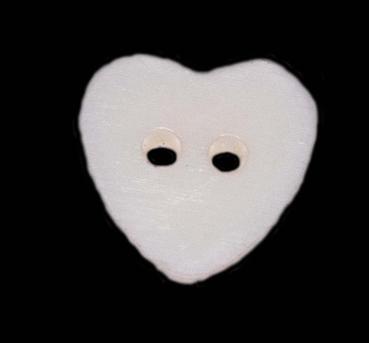 Kids button as a heart in white 12 mm 0,47 inch